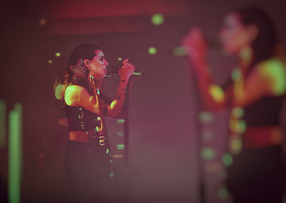 first time in a photo pit since 2019. felt very cathartic and very strange. wear masks and get vaxxed, y’all.