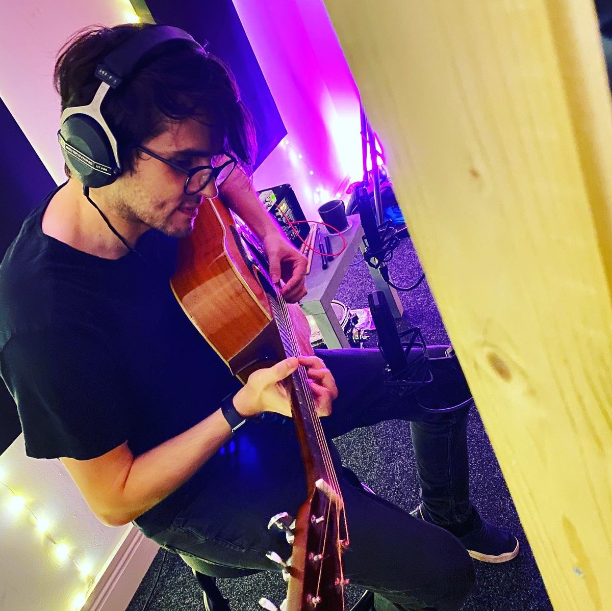 Great day of recording sessions at the studio! Thank you to everyone who has been 🙌🏻 
#recordingstudio #recordingstudios #recordingstudiolife #recordingmusic #musicstudio #westyorkshire #westyorkshiremusic #bradfordmusic #bradfordmusicscene #leedsmusic #leedsmusicscene