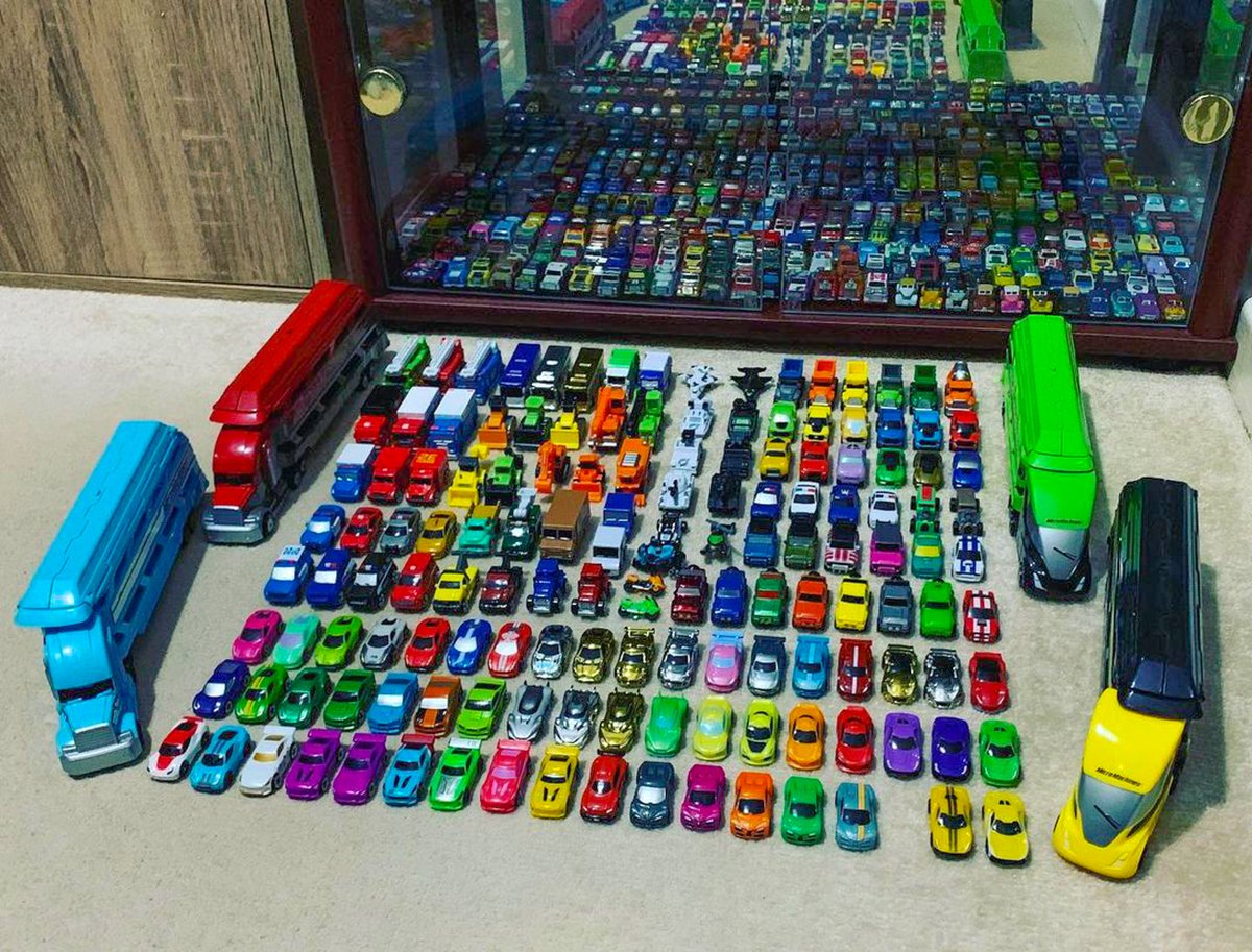 micromachinesx's tweet photo. What a collection!! 😱
Comment below how many Micro Machines vehicles have you collected so far!?
📸: @mad_4_toys
#Jazwares #JazwaresToys #MicroMachines #micromachinesmania #toycars #toycarphotography #toyphotography #toycarcollection #carlifestyle #carguys #makeitmicro https://t.co/ao73h6Xl6H