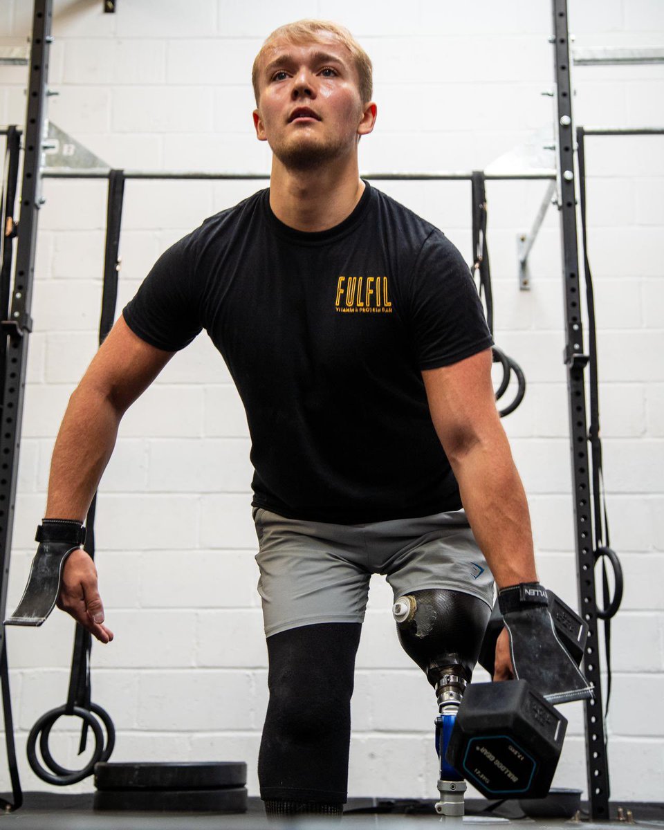 BillyMonger's tweet photo. Work hard, recover harder 💪🏼🥵 @fulfil #LifesWonderfuel #Ad https://t.co/E5MONHjWrh