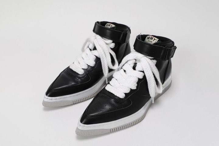 StreetFashion01's tweet photo. Maison Mihara Yasuhiro reveal their SS21 Footwear..🔍 https://t.co/9TXzVlluXa