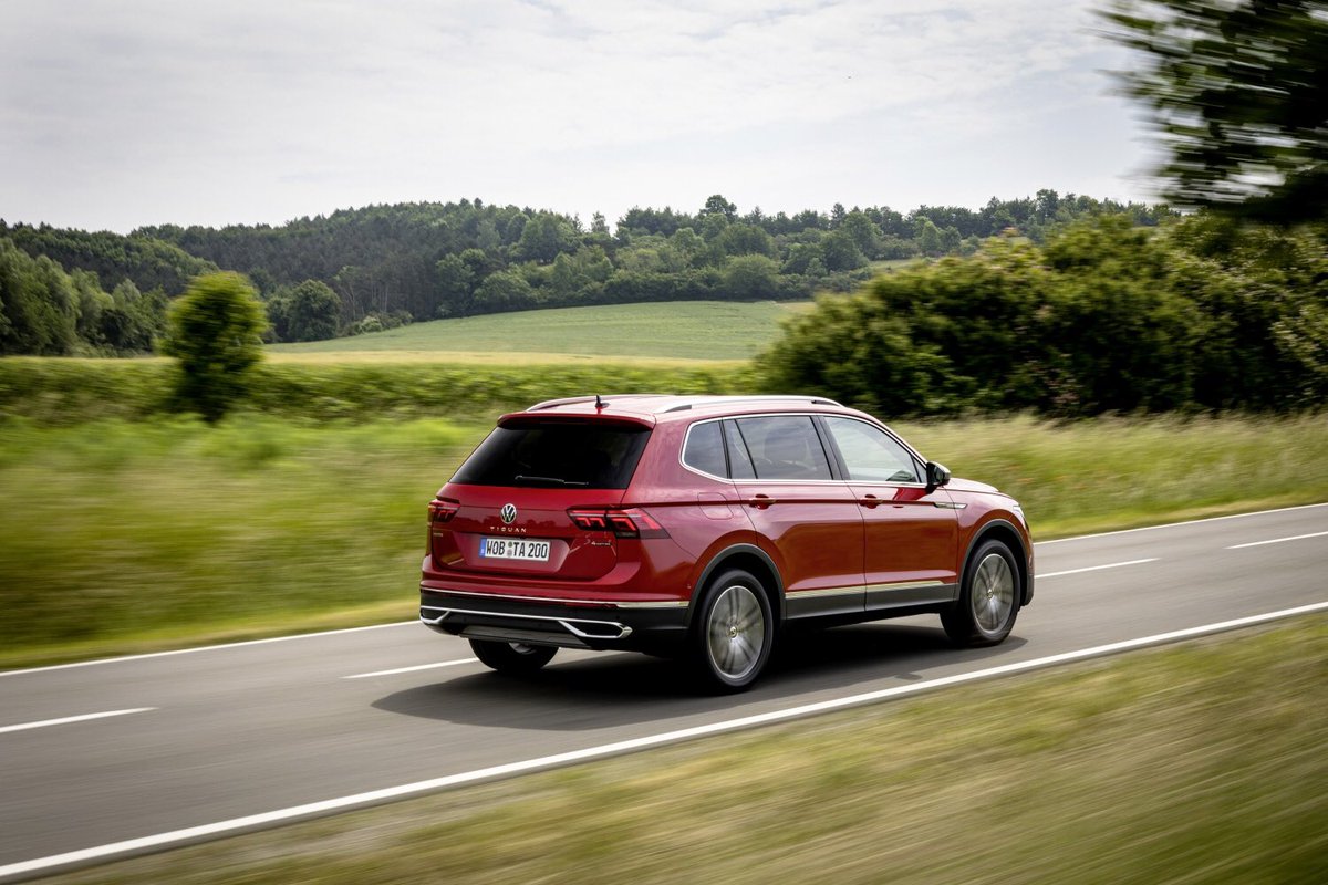 VWUKPress's tweet photo. The enhanced seven-seat Tiguan Allspace has opened for order to UK customers. It offers greater safety, driver assistance and connectivity than before, a new look, and the latest efficient engines.
 
Full details on the family-friendly practicality hero: https://t.co/64djZBlQn2 https://t.co/mUxE0Q6Y0y