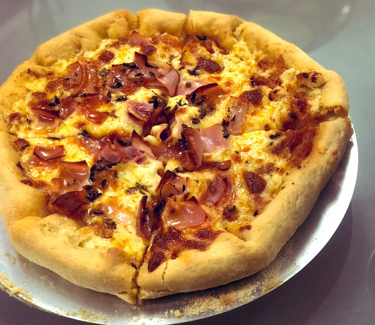 michaelroseroX's tweet image. QUIERES UNA PIZZA🍕 DE CH FARINA⁉️ Dale RT🔁 Like♥️ y escribe abajo⬇️ el marcador de partido LIGA vs Paranaense ⚽️ SI ACIERTAS GANAS‼️