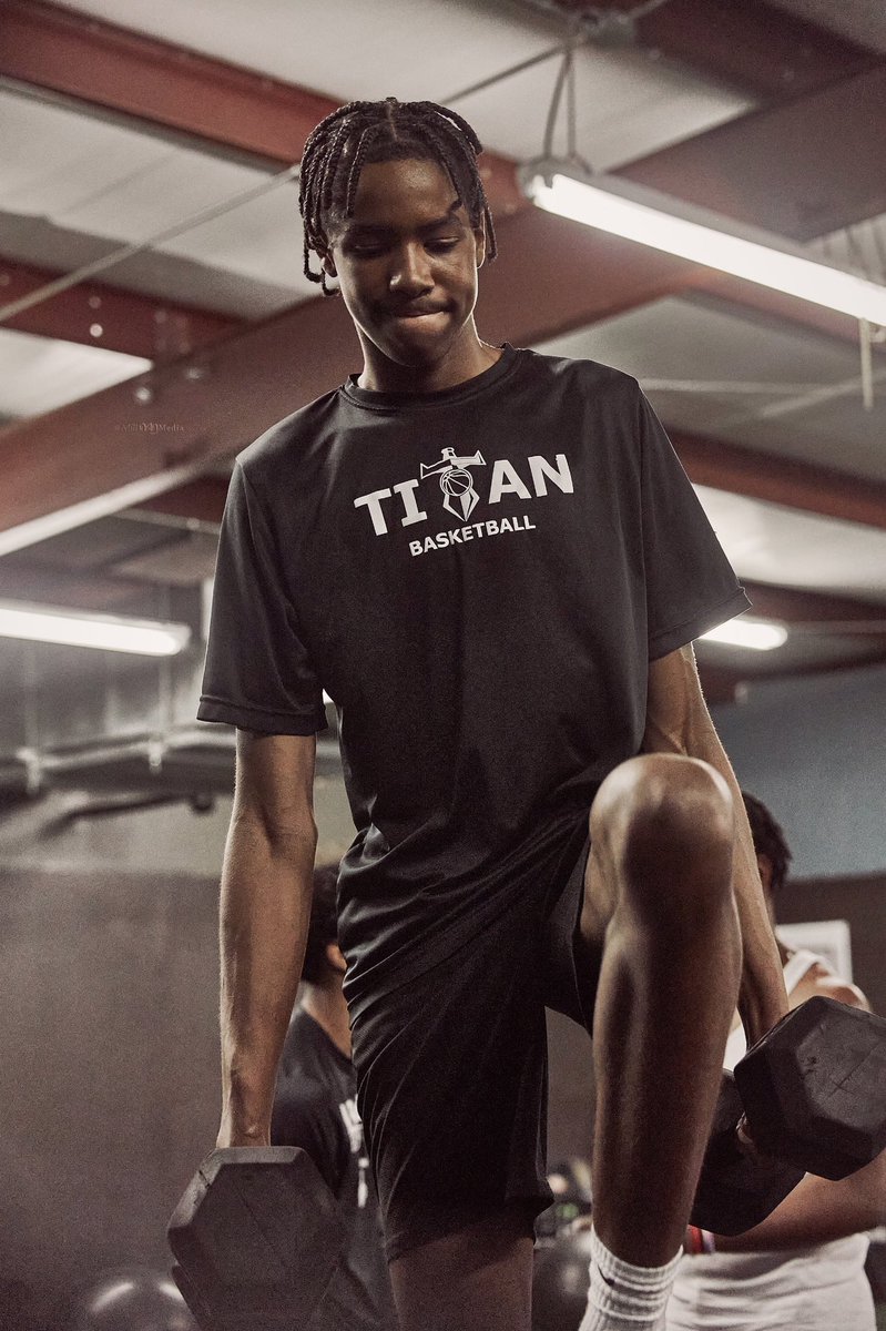 LegacyTitansMBB🏀 tweet media