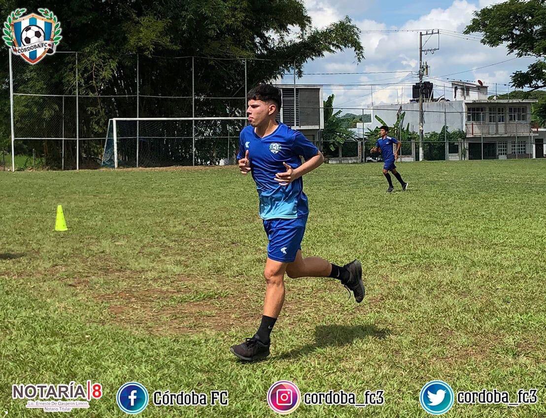 cordoba_fc3's tweet photo. Nuestro equipo continúa trabajando con todas las medidas sanitarias. ¡Cuídate tú, y nos cuidamos todos! 

#TodosSomosCórdobaFC ⚽
#AlbiazulDeCorazón ⚪🔵
#Notaria8 📊 https://t.co/mD4eziRsGx