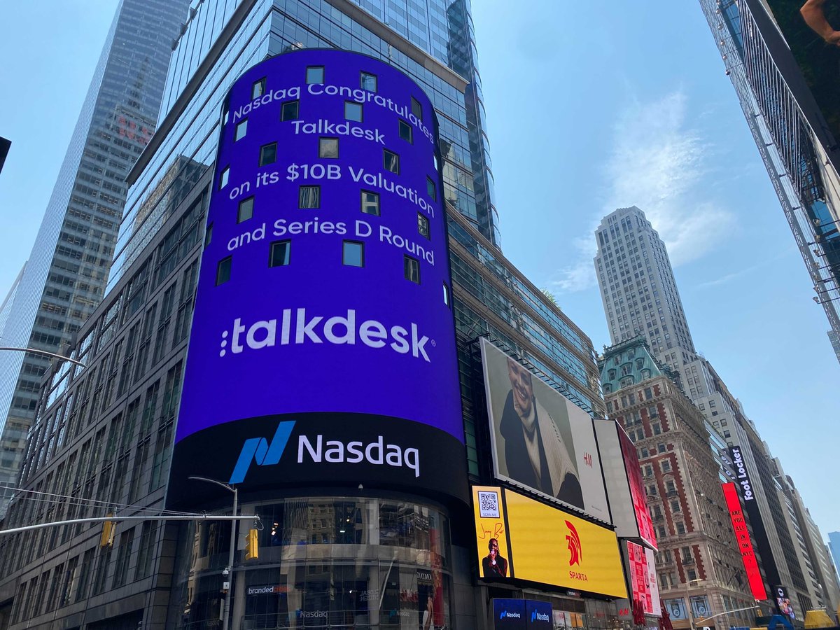 What a week! #17 Cloud 100! Leader in Gartner CCaaS MQ! First CFO, Sydney Carey - Talkdesk ELT now 50% female! $10B valuation! So proud of all Taldkeskers. <a href="/TTPaiva/">Tiago Paiva</a> <a href="/GaydosChad/">Chad Gaydos</a> <a href="/CharanyaKannan/">CK</a> <a href="/abarbone1/">Anthony Barbone</a>  @kieranmking DavidMiddlerLauraButlerMarcoCostaAmySchultzShaunaGerahty