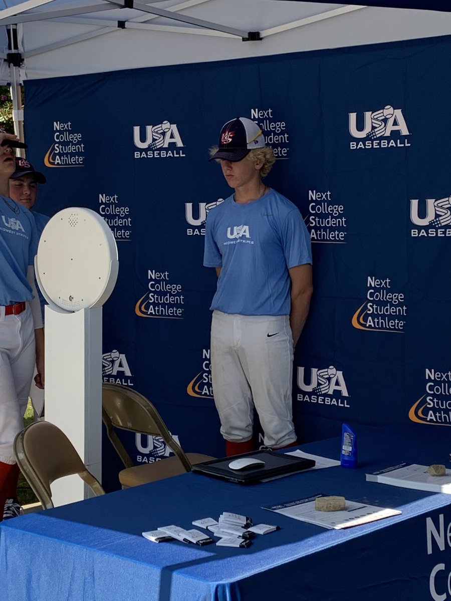 Jessica74656156's tweet photo. @MidwestNTIS @USABaseballNTIS  @Elite_myers25 Today has been a good day! Can’t wait for the games starting tomorrow! This has been an amazing experience. https://t.co/WH6TdczLoH