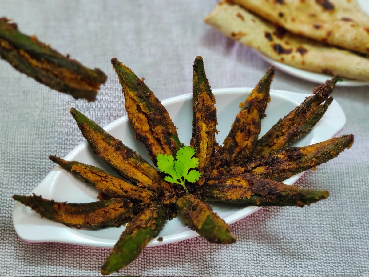 Stuffed Bhindi / bharwa bhindi / stuffed okra 

If you want to try something different try this 👇👌
youtu.be/iwUWMSFswGo

Please SUBSCRIBE to my channel on YouTube if you like recipes🙏
#stuffedbhindi #youtuber #cookingchannel #cookingisfun #passionateaboutcooking