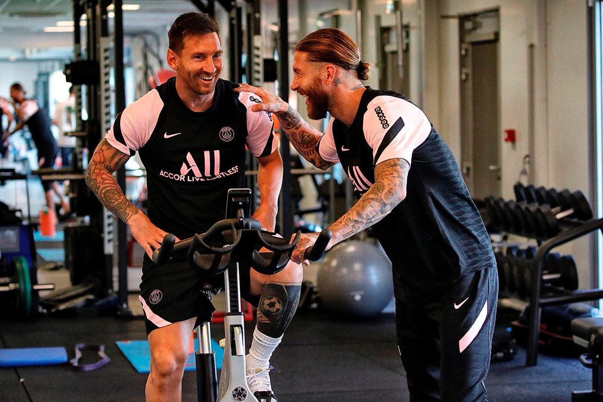 sportbible's tweet photo. Lionel Messi and Sergio Ramos friends. What a bizarre world 🤣 https://t.co/4X9A7t3Zfw