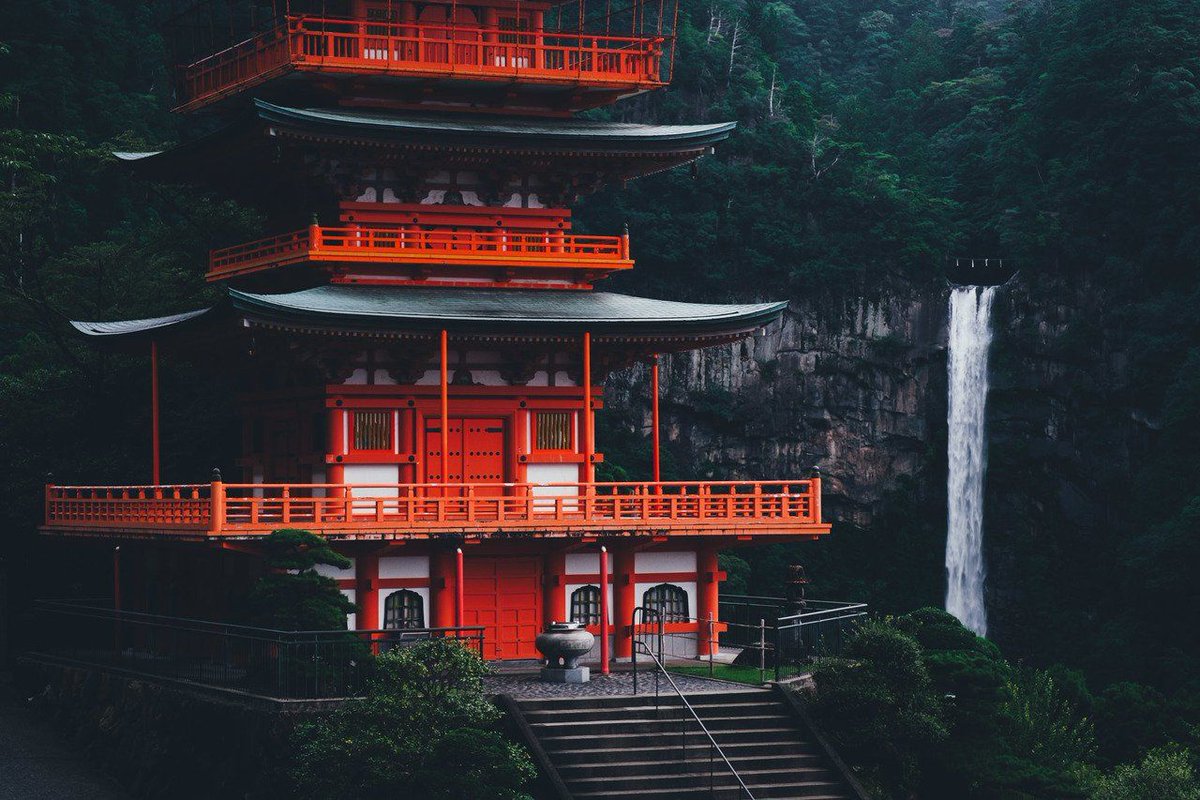 Nachi Falls | 📸: instagram.com/_tuck4