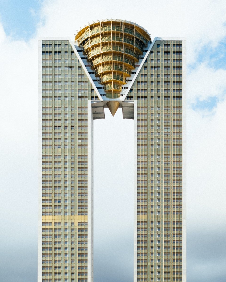 builtcareers's tweet image. #AmazingWorldArchitecture
#Intempo
#Spain

Photo by: unsplash.com/@dsaltaren

#AmazingArchitecture #Architecture #Design #PérezGuerras #Benidorm #Photography #picoftheday #pictureoftheday #Travel #BucketList #builtcareers