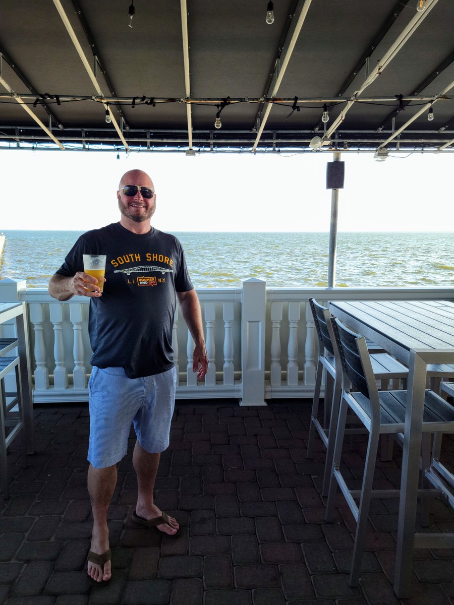 By far the fanciest place I've been to and yet the Beer cost me the least of any place I've been to. Only $4. Since it's Lombardi's On The Bay I went with a <a href="/greatsouthbay/">Great South Bay Brewery</a> Massive IPA 7% ABV. I was the youngest patron in the place lol. Great views. On to the next!