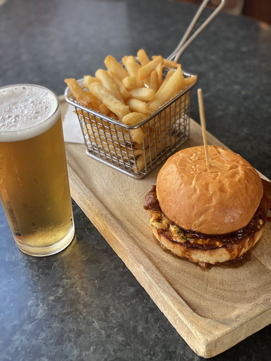 Too early to be thinking about lunch? No such thing!!! We have teamed up with <a href="/stoneandwood/">stone & wood</a> and have a delicious #greencoastlager braised brisket burger on our menu. #supportyourlocal #localpubsneedtheirlocals