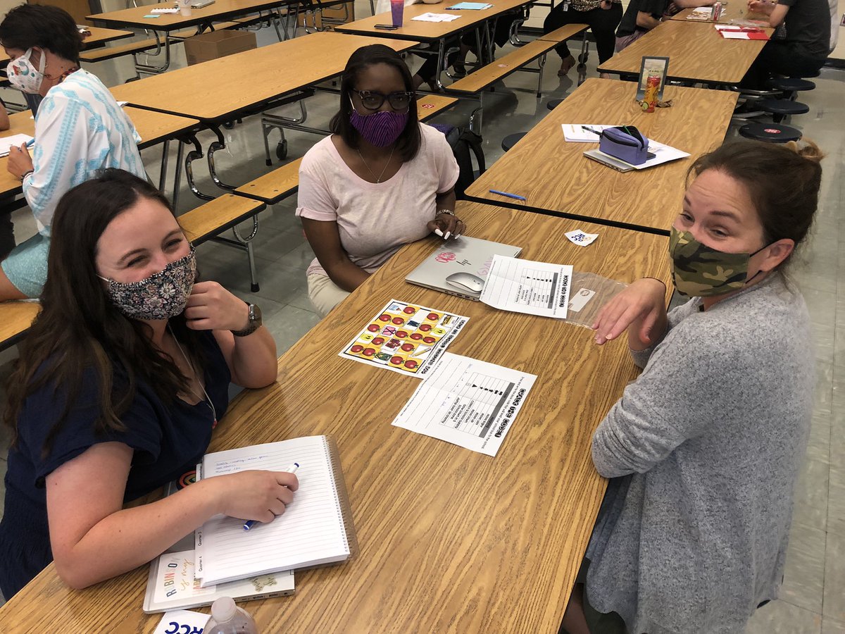 mbond_ccisd's tweet image. Ward Elem is so excited to pre-launch the CCISD RCC initiative — robotics, coding, and computational thinking! Teachers dove right into #CodingUnplugged with our new RCC coordinator @lmackay ! #ccisdRCC #CCISDlearns @WardStarsCCISD @ewilliams65 I