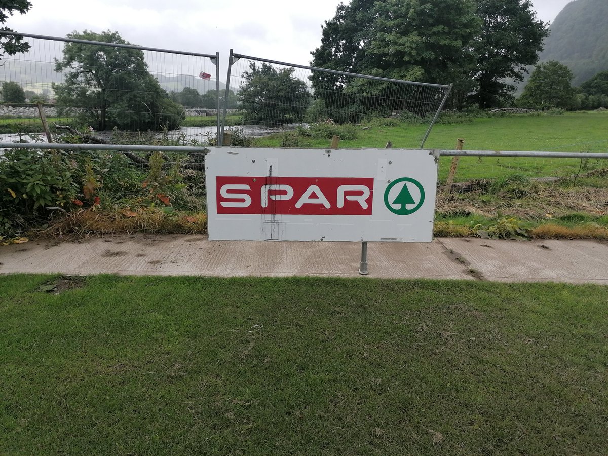 LLANRWSTUTD_FC tweet picture