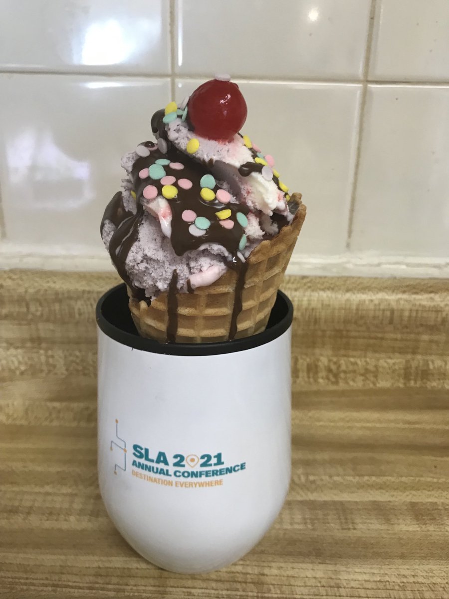 🍦😊🍦What’s in your #SLA2021 cup? My fav meal @ SLA is usually ice cream time in Expo Hall. Made  my own ice cream cone this year 🍦😊🍦