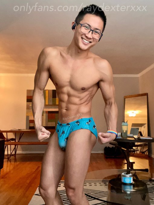 Life hack: wear swimwear as underwear and you will *always* be ready for a pool party 🥳🩲👙 https://t.