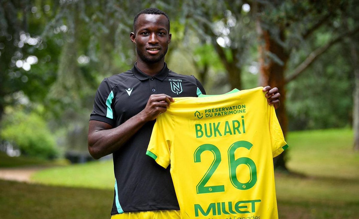 Congratulations to @OsmanBukari9! Our former player will play in the French Ligue 1 for FC Nantes in the 2021/22 season. Messi, Mbappé and Neymar: are you ready to face our Magician? 

#yennyinaadea #accralions #oncealion #alwaysalion