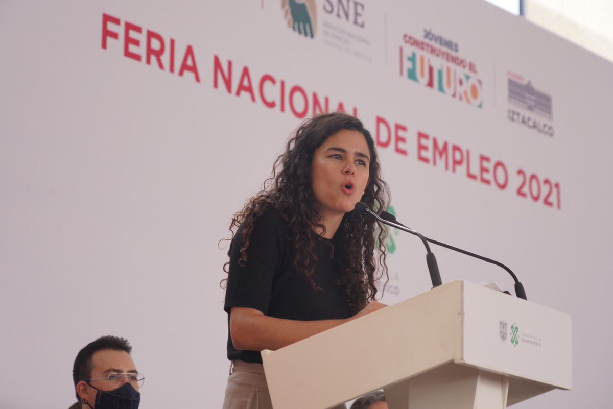 LuisaAlcalde's tweet photo. Hoy, en el marco del #DiaInternacionalDeLaJuventud, inaguramos en Iztacalco la #FeriaNacionalDeEmpleo. 60 mil vacantes, 2 mil empresas.

Desde cualquier parte del país, pueden participar y revisar ofertas en: https://t.co/CkQeXcAR8a

¡Regístrense! 🙋🏻‍♂️🙋🏽‍♀️ https://t.co/kLXfNVbCal