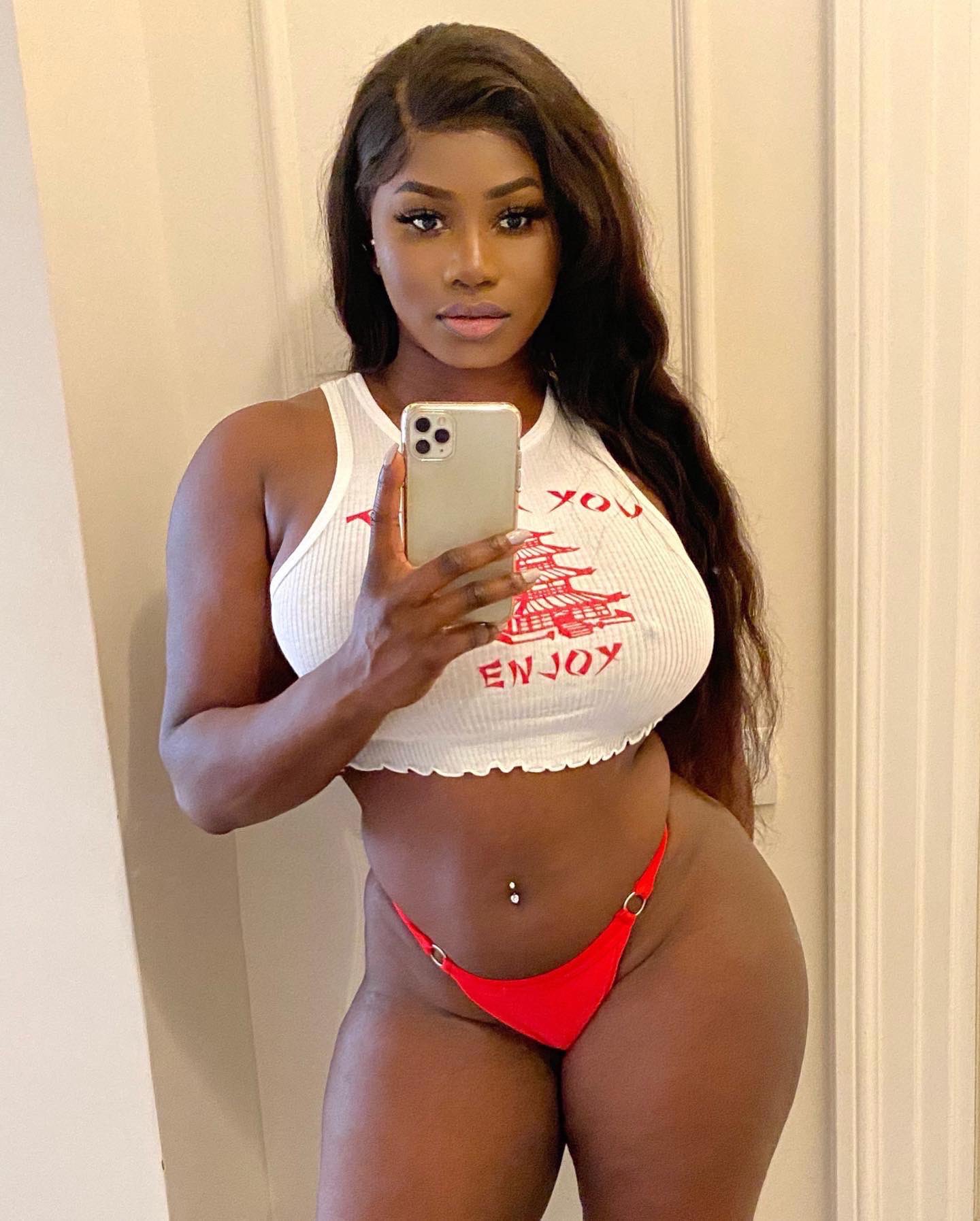 3 pic. When he says he likes chocolate 🍫😏 Subscribe for more!➡️ https://t.co/ubSjLIoRdz https://t.co/xNwigIzkYi