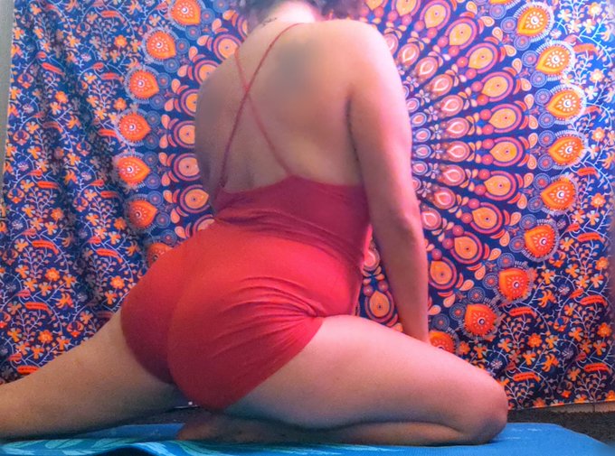 Come join me in naked yoga on my 5$ Onlyfans 💕 https://t.co/mAZP7EmO0n https://t.co/0klPZiPI0p<a href="/tag/sugarbabies"class="tags"><span>#sugarbabies</span></a><a href="/tag/onlyfans"class="tags"><span>#onlyfans</span></a><a href="/tag/sellingcontent"class="tags"><span>#sellingcontent</span></a>