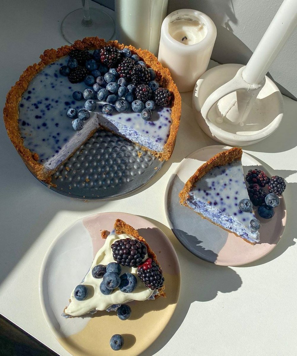 Theseredapples's tweet photo. Blueberry Cheesecake https://t.co/9zBNYRXIR7