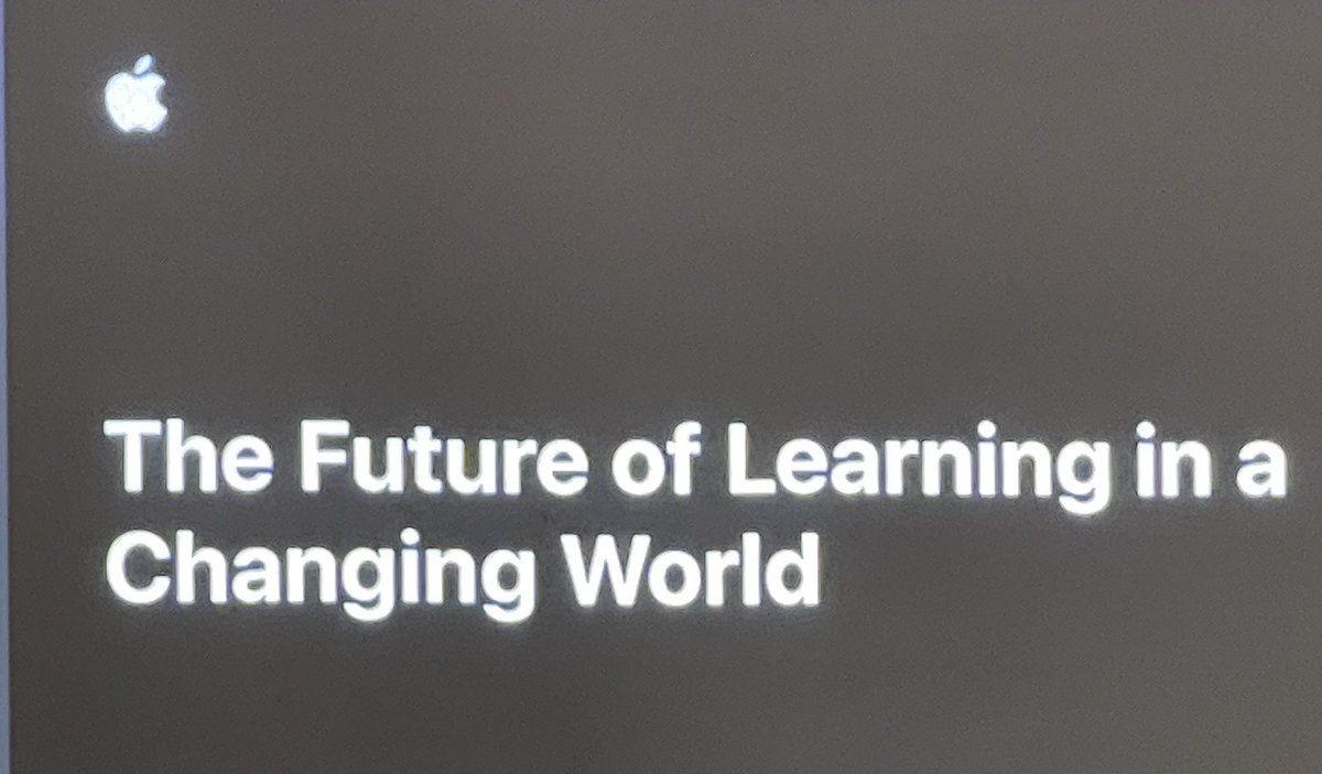 csdedrick's tweet image. Thank you to our partners @Apple for joining @NYSchoolSupts today and presenting at our #NYSCOSSTLS. @deehungerford28