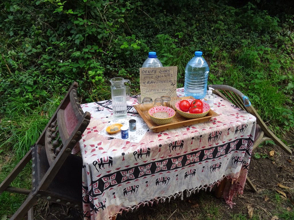 jlehir's tweet image. En #Bretagne on sait accueillir les cyclistes sur #Eurovelo4.
Étape Perros-Guirec - Treguier