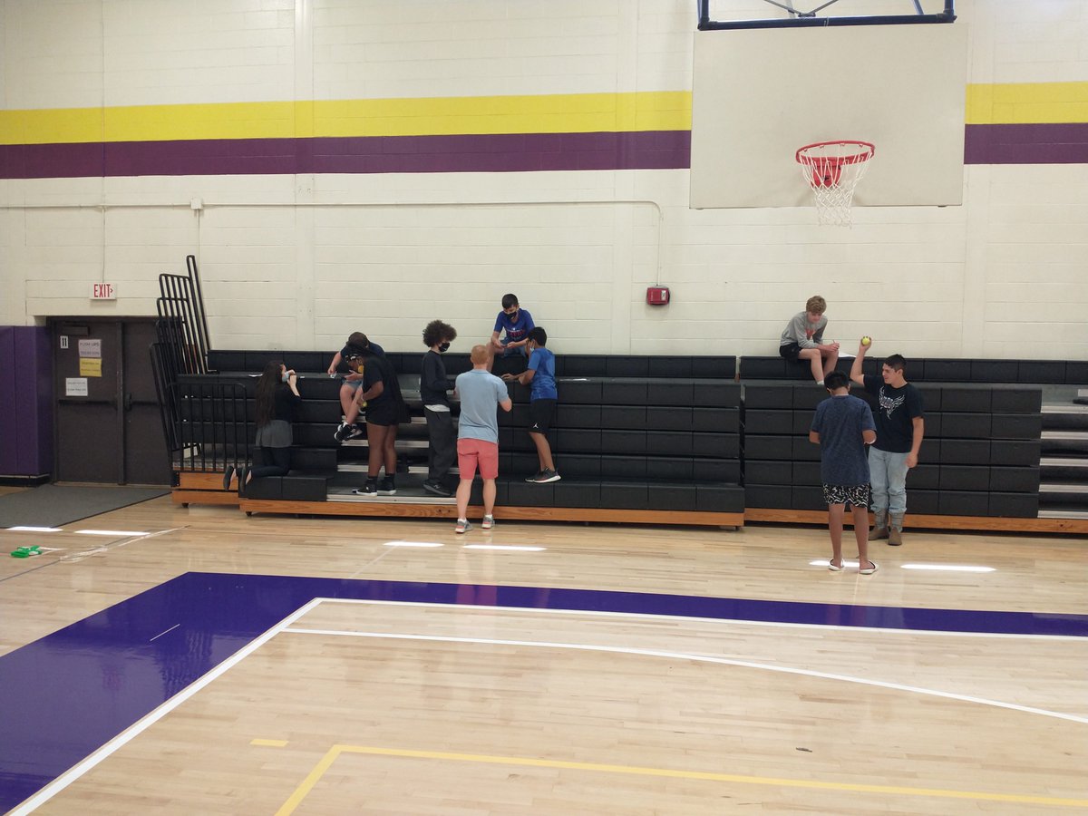 Glen Lewis tweet media