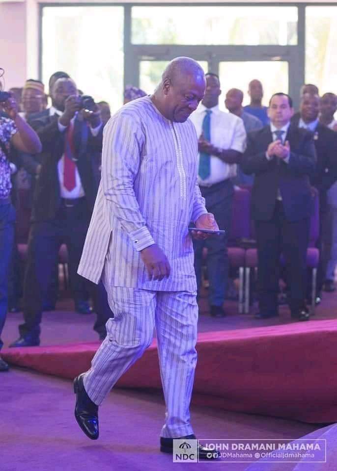 PrinceHenry_PHK's tweet photo. Be conscious in every battle, sometimes peace is better than being right.
John Dramani Mahama @JDMahama God bless you Sir ππ¬π
#LetsWiseUp.He is Coming #Victory2024 https://t.co/MRVEy58jM5