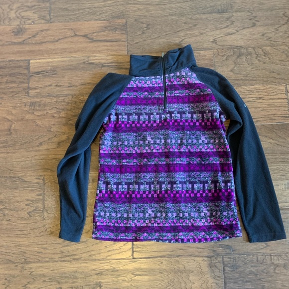 JenniferStadle5's tweet photo. So good I had to share! Check out all the items I'm loving on @Poshmarkapp #poshmark #fashion #style #shopmycloset #columbia #toms #toririchard: https://t.co/Te7jS9t3MH https://t.co/JrrBXge9n0