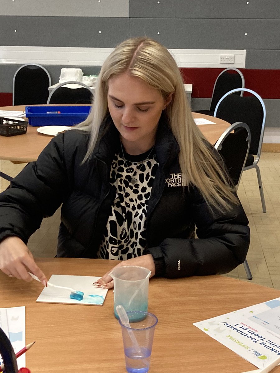 katesutton70's tweet photo. What a great group of ECTs we have @STEMLearningUK @JaneWinter115 on the ECT Science Summer school! So impressed with their enthusiasm, creativity and curiosity #STEM #widercurriculum #handson #whosepoo #catapults #toothpaste #lubrizol https://t.co/eQRFfKY6M3