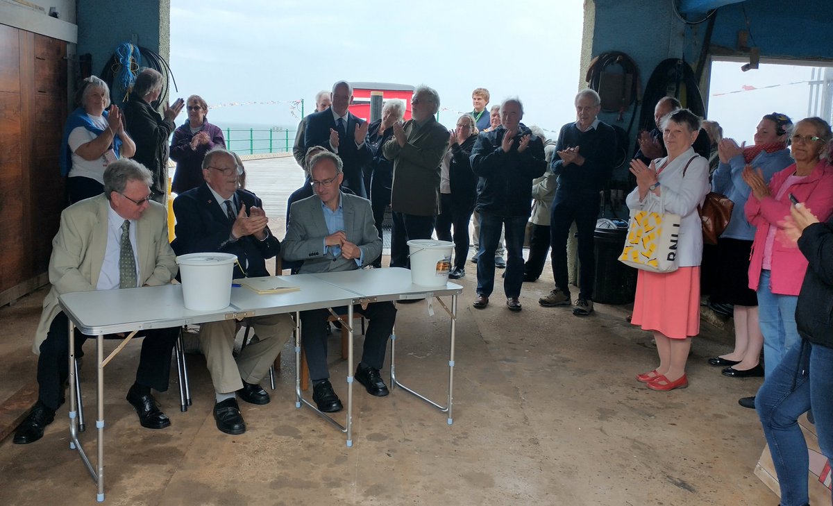 QPRT11's tweet photo. At 5pm this afternoon the QPRT volunteers and their families gathered at the Pier to witness the signing of the lease for Phase 2 of the restoration.....we're so proud! https://t.co/m4fXmi2Oco
