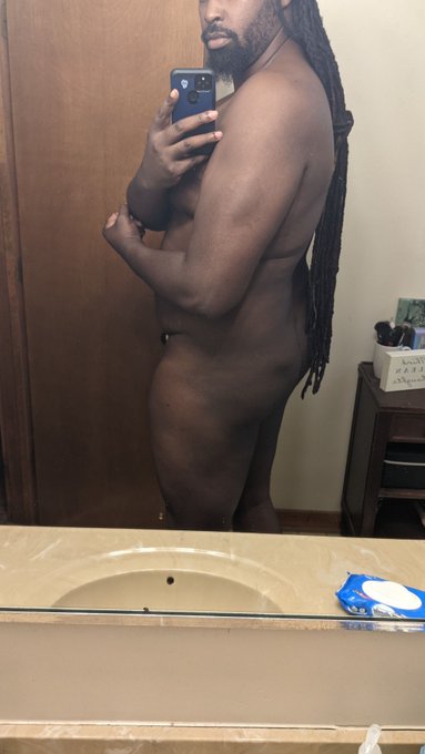 They key saying yall wanted butt shots! Here's ass expect to see more of it.  #BBC #bigblackguy #dreadlocks<a href="/tag/bbc"class="tags"><span>#bbc</span></a><a href="/tag/dreadlocks"class="tags"><span>#dreadlocks</span></a><a href="/tag/assshot"class="tags"><span>#assshot</span></a><a href="/tag/blm"class="tags"><span>#blm</span></a><a href="/tag/bnworules"class="tags"><span>#bnworules</span></a><a href="/tag/bigblackguy"class="tags"><span>#bigblackguy</span></a>
