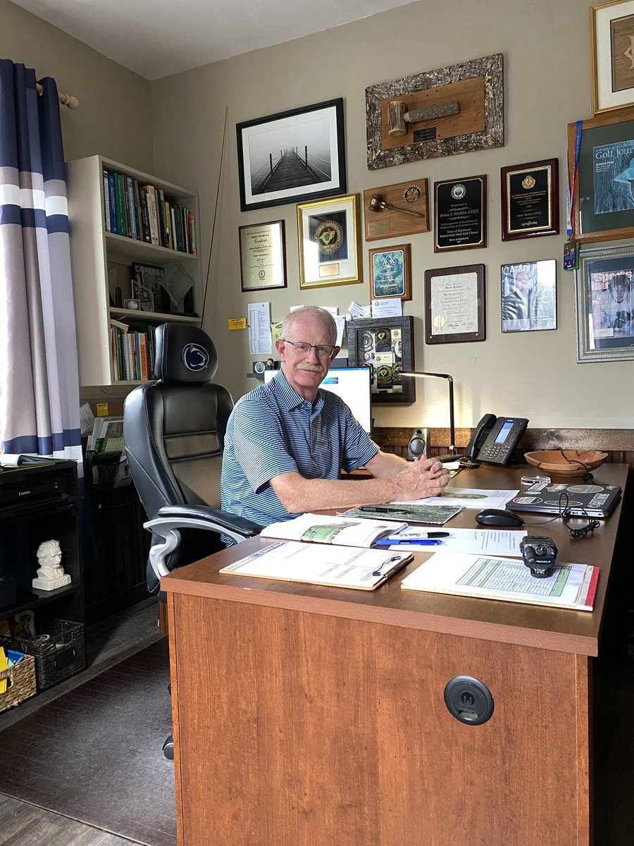 hccsuper's tweet image. @RonForse looks better than me at my desk.  There’s a lot of responsibility that comes with the position 🙂.