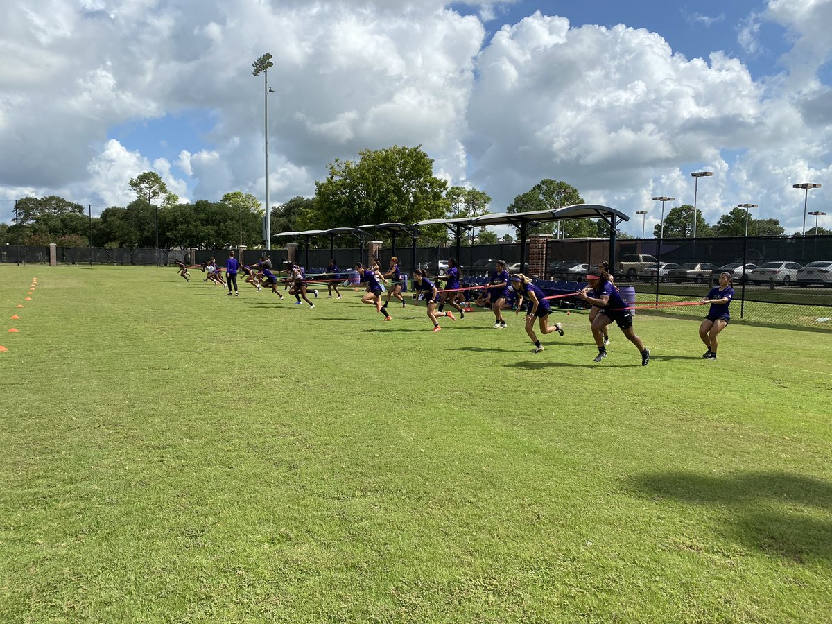 PVAMUWSoccer's tweet photo. 💜💛⚽️ #thecountdown. #makeeachmomentcount https://t.co/RTdt5j4gs4