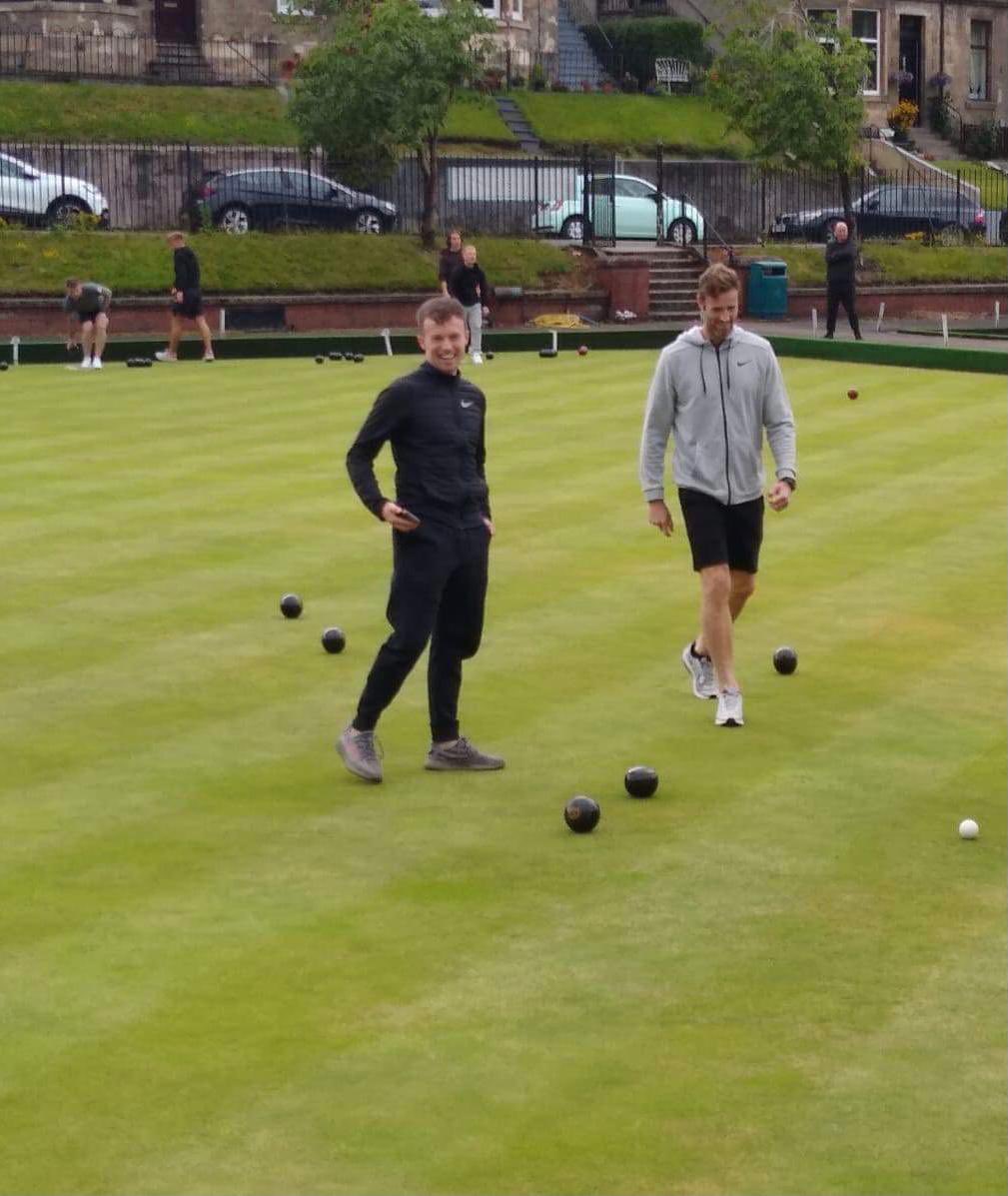 LadyAliceBC's tweet image. We had the privilege today of welcoming the players and staff of @Morton_FC as they swapped goals for bowls.

A very enjoyable event with some excellent bowling on show.

We wish them all the best for the rest of the season and are always welcome at our club.

Mon eh Ton! 🔵⚪️
