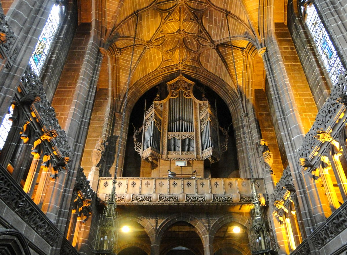 Well I never... how many pipes does the UK's largest church organ have? and we include cathedrals! We continue to highlight our Vice President, Huw Edwards', call for action to safeguard the UK's church and chapel organs nationalchurchestrust.org/review2021 @OrganistsReview @tweetingBIOS