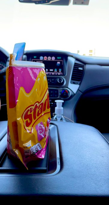 Currently.  . . . making investments✨ https://t.co/WE5b9PiIqw<a href="/tag/igottago"class="tags"><span>#igottago</span></a>