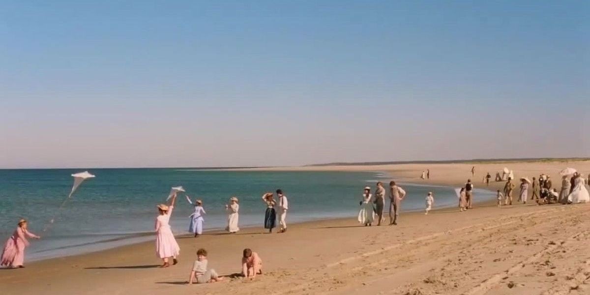 visionsinfilm's tweet photo. mentally, iʼm at the beach of little women (2019) https://t.co/h9KE5Yhjil