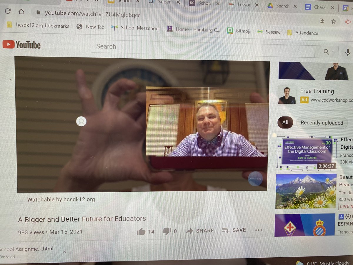Connecting with the author of “Dream Manager”, Matthew Kelly!
#hcsdconnects <a href="/CAShcsd/">Danielle Lango</a> ⁦<a href="/HCSDLearns/">HCSD Curriculum & Instruction</a>⁩