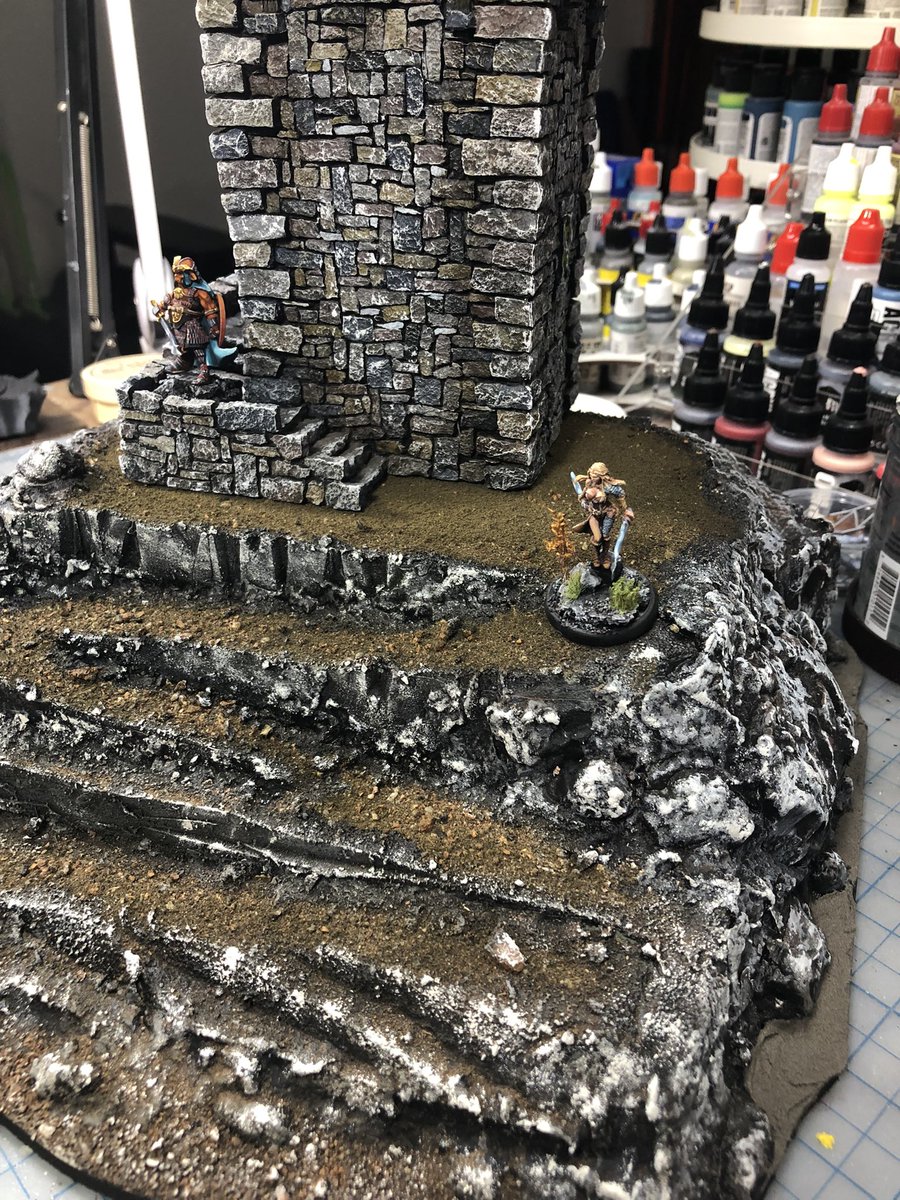 DanielDMinis's tweet photo. almost finished with the terrain base, and retouched the guard tower #dnd #dndterrain https://t.co/yCOf69g4Sc