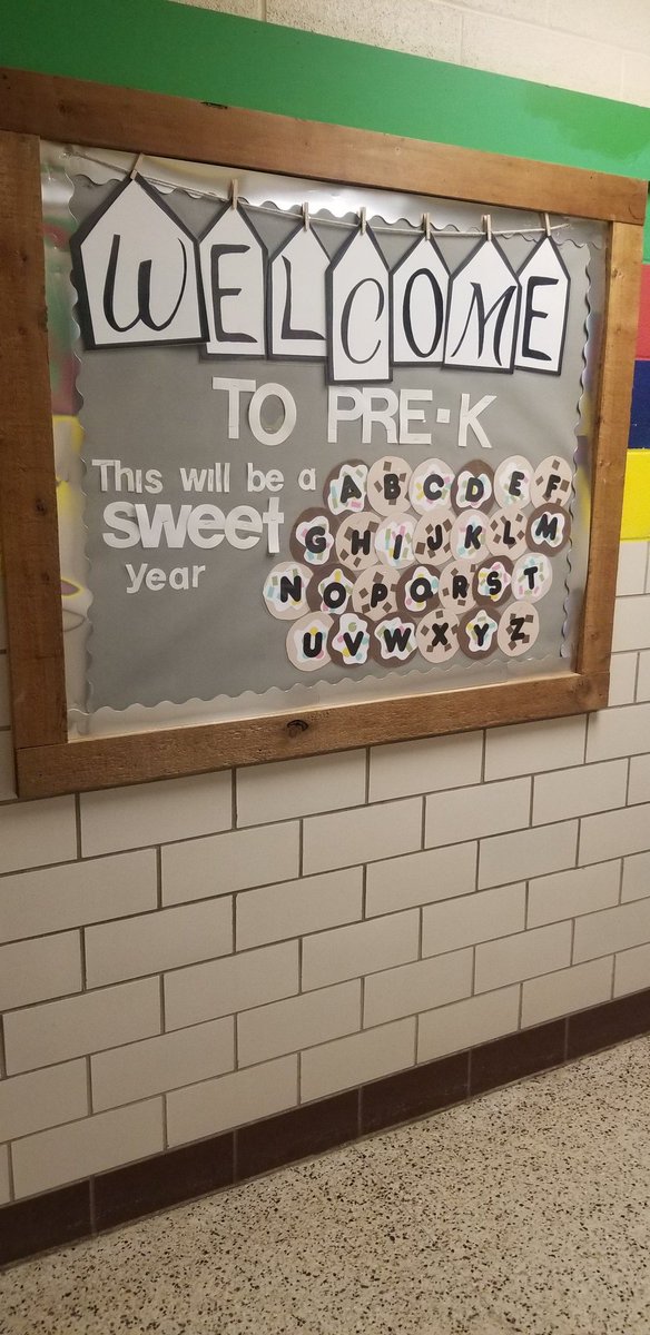 marcusdforney's tweet photo. I saved the best for last. Always great vibes when I visit Gibbs PreK Elem. Students were learning how to walk in line &amp; get acclimated to being in school for the 1st time. This is where the magic happens. Caught up w/ Ms. Anderson &amp; her A-Team. #BuildingChampions #HISDHornets https://t.co/GZ6yWuVQxi
