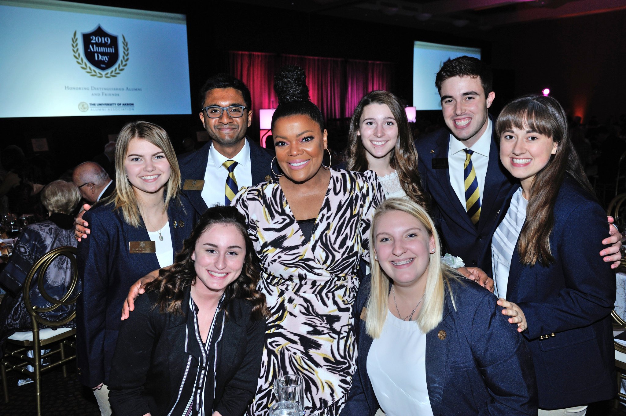 A special Happy Birthday to this amazing alumna, Ms. Yvette Nicole Brown! 