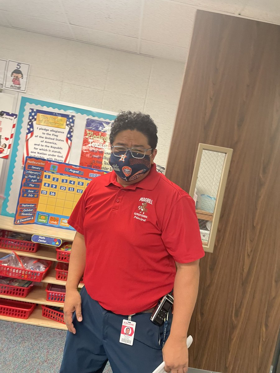 Vchatman3's tweet photo. We made it!!! #meettheteacher #magrillhouseoffriendship #magrillmustangs #greatnessemerging #aldineforward @Magrill_AISD @MarkMalo614 https://t.co/S21xWiYPYx