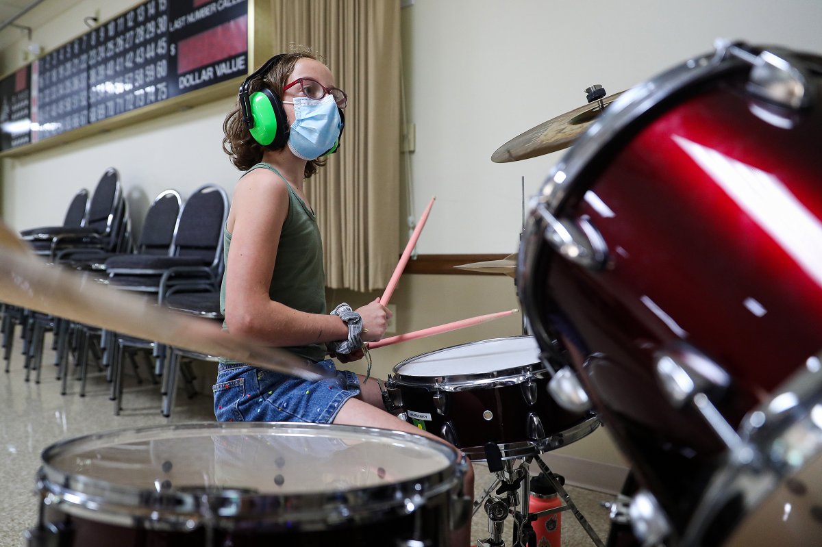 Kids learn to rock at <a href="/GirlsRockIndy/">Girls Rock! Indianapolis</a> summer camp, but it's so much more than music. See behind the curtain of the Indianapolis non-profit in words, photos, video.

LOOK >> indystar.com/story/news/loc…