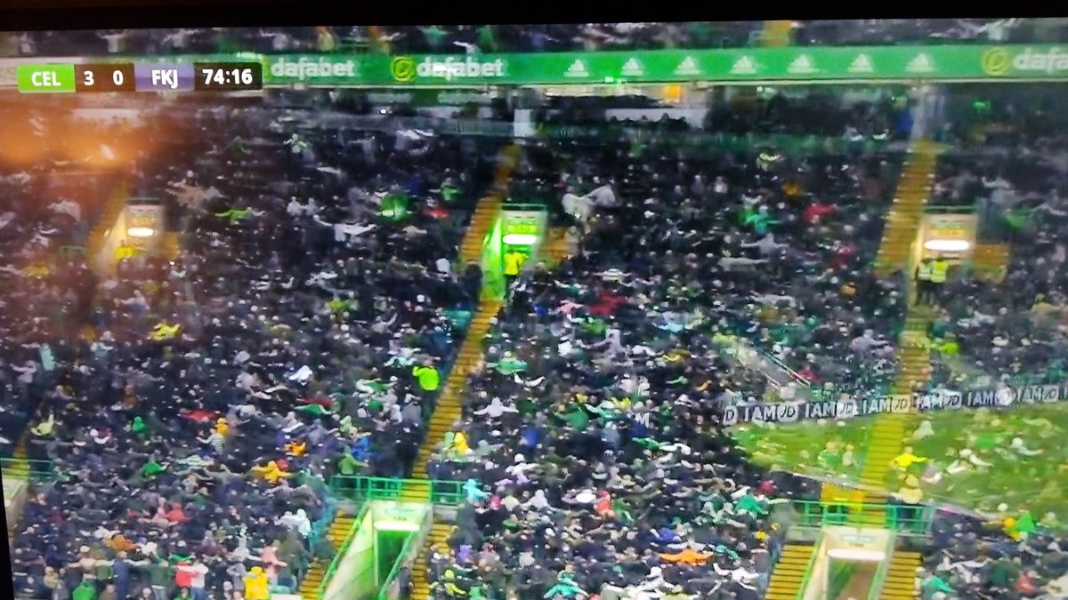 Timlad67's tweet photo. My Celtic is back...ππππππ
#LetsAllDoTheHuddle
@CelticFC
@CelticFCSLO
@CelticTV https://t.co/c62Y2Pw01u