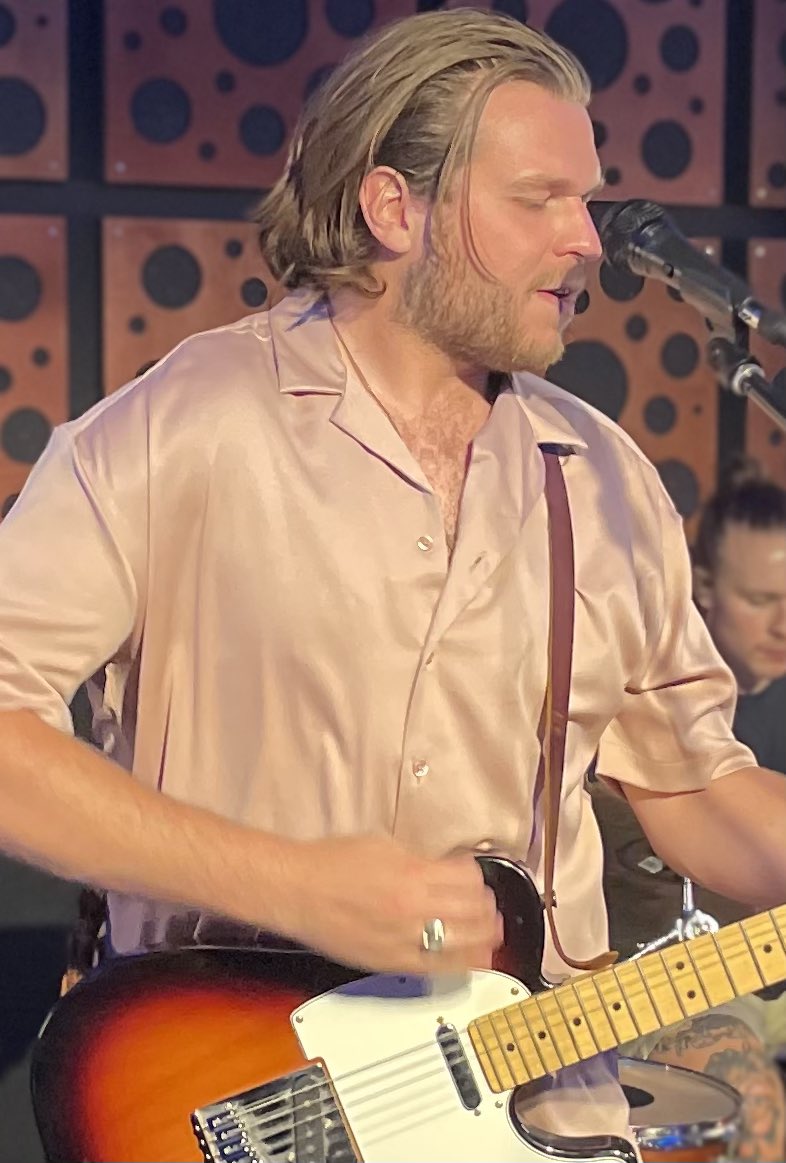 Had the absolute pleasure of watching an exclusive live recording by <a href="/WentworthSongs/">Warren Wentworth</a> last night and was completely floored by his talent. You heard it hear first folks.. Warren Wentworth #NewMusic #SpotifyPlaylist #songwriter #NewMusicAlert