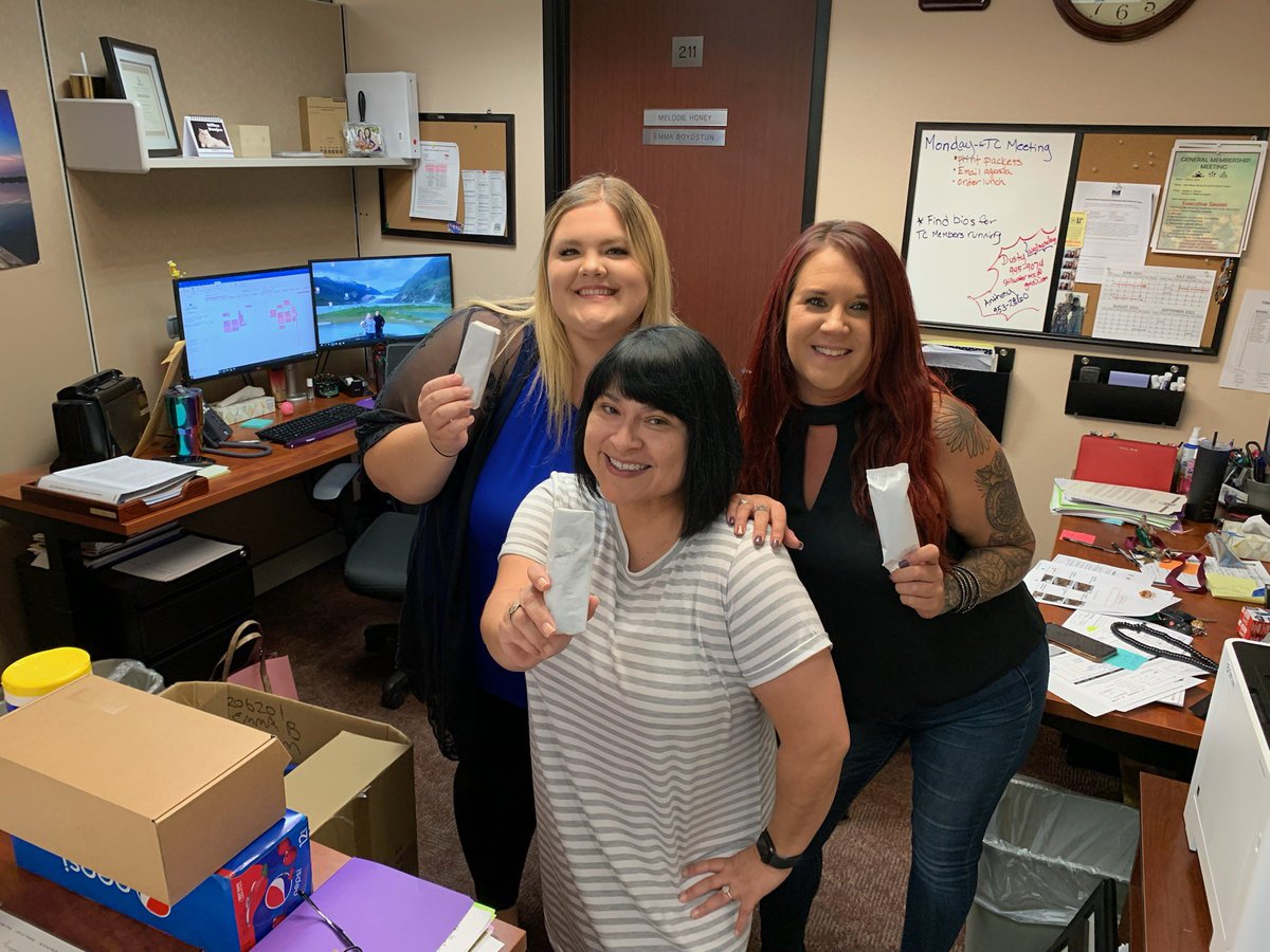 RRancheria's tweet photo. We know how to get our amazing staff to smile during the “Part of the #SummerFunProgram We use this program to break up the work week with fun gifts and activities which keeps our #employeemorale high during the summer months #ProudToPlayOurPart #icecream #employeeappreciation https://t.co/obHwpdHJAK