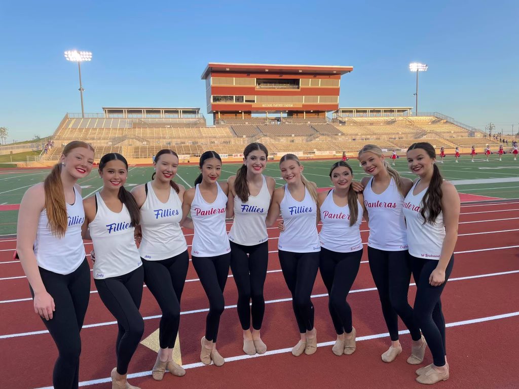 Ghsfillies's tweet photo. We loved getting to perform for our amazing teachers and GCISD staff at this year’s convocation alongside our @chhspanteras sisters! #GCISDUnity #WeAreGCISD https://t.co/CjmuUI7muU